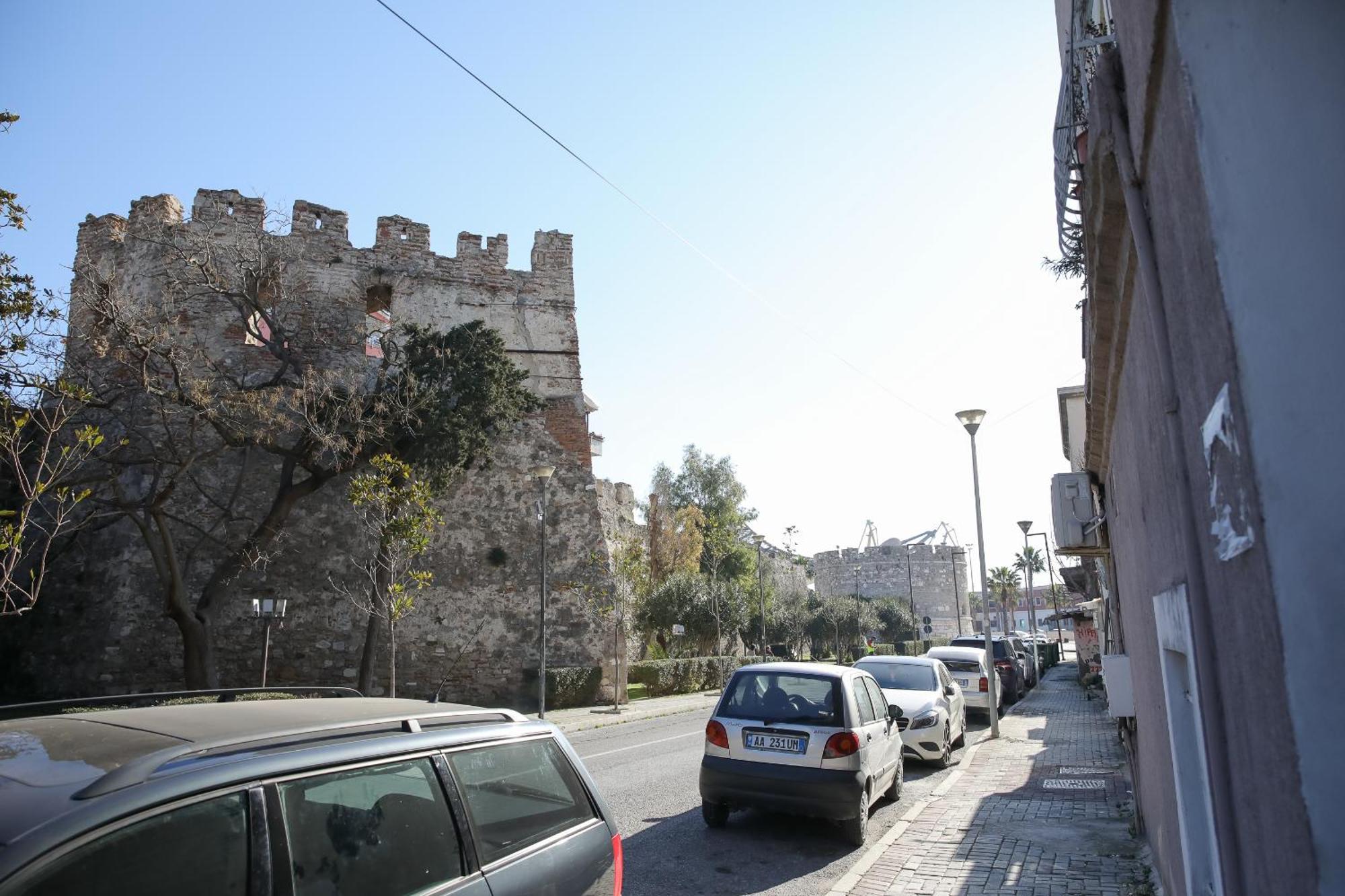 Super Apartment In The Ancient Roman Amphitheater Durres Luaran gambar
